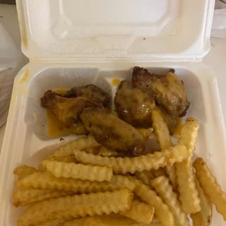 Wings & French Fries